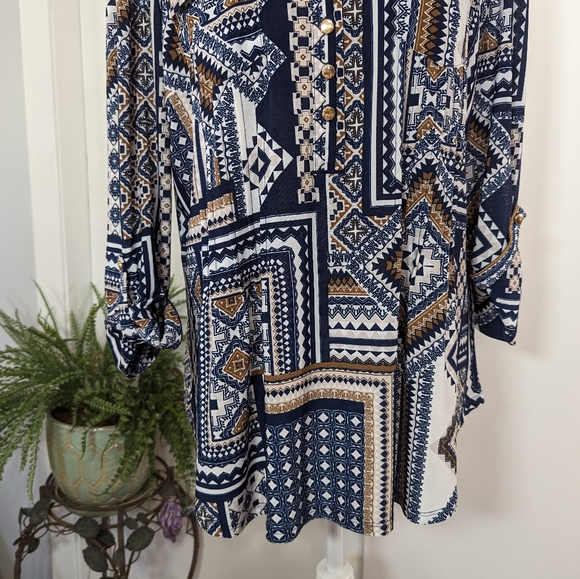 Cocomo Geometric Blouse Size L - Picture 2 of 8